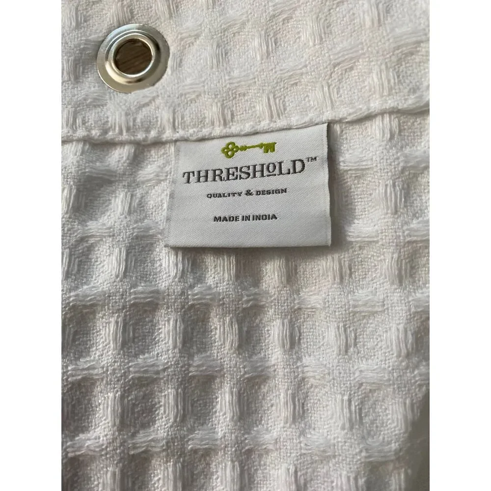 Threshold thick waffle